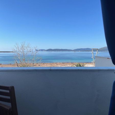 Giosuero Beach ألغيرو المظهر الخارجي الصورة